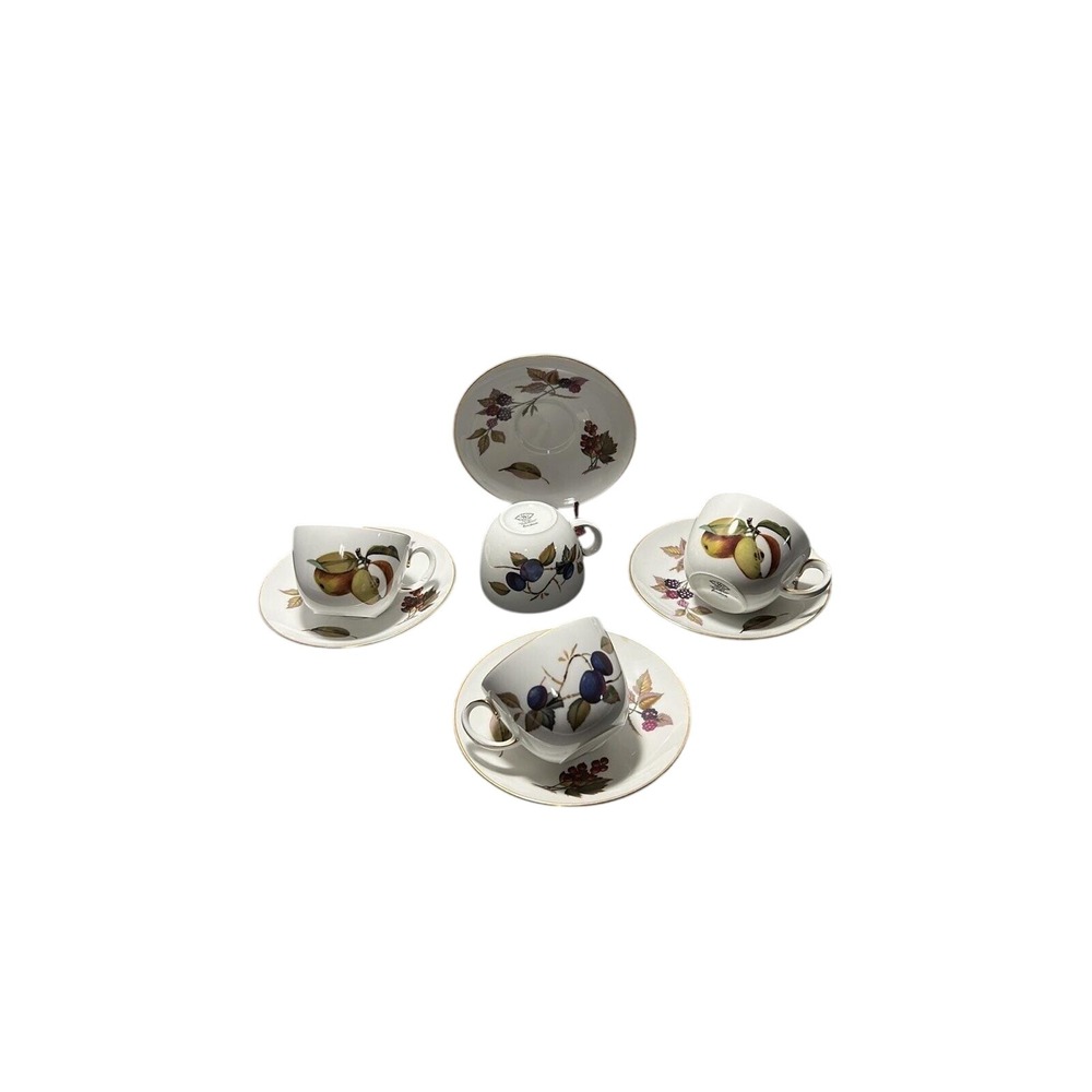4 Royal Worcester Evesham Gold Tea Cup Saucer Set Vintage Fruit Dish England Lot